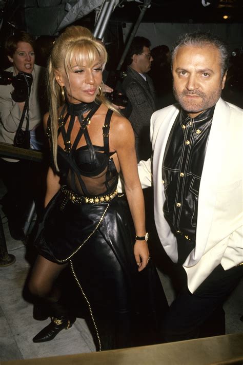 difference between gianni versace and donatella versace|early photos of donatella versace.